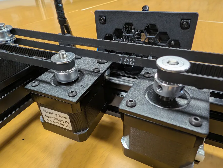 Assembled PhysiClaw rig — photo 57